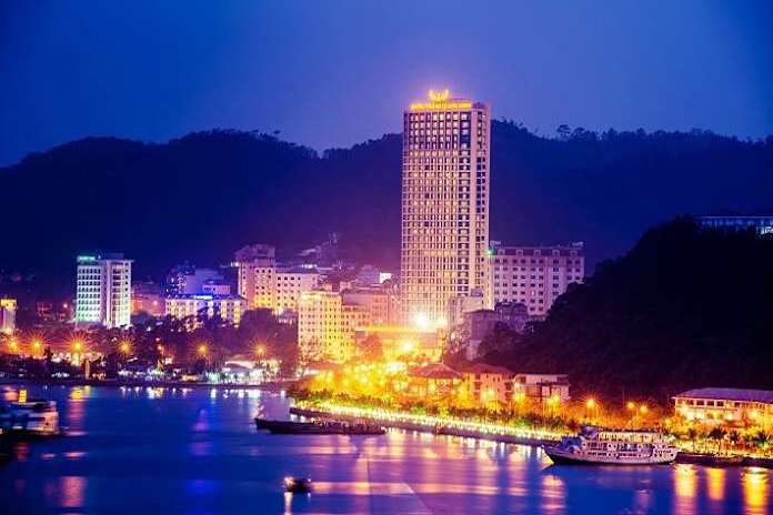 Top khách sạn Hạ Long