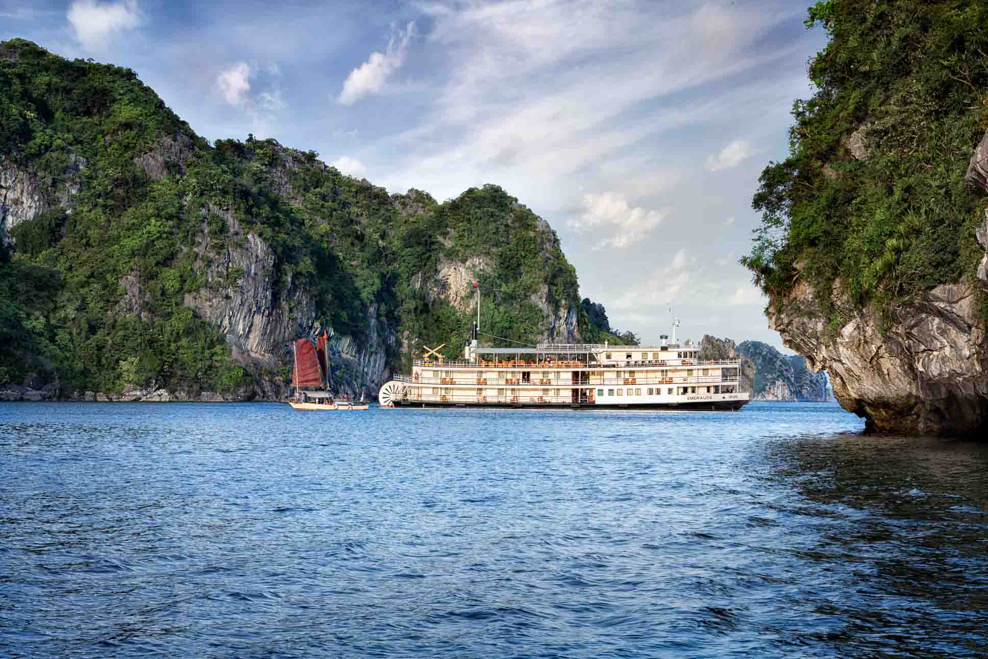 5 star cruise Halong