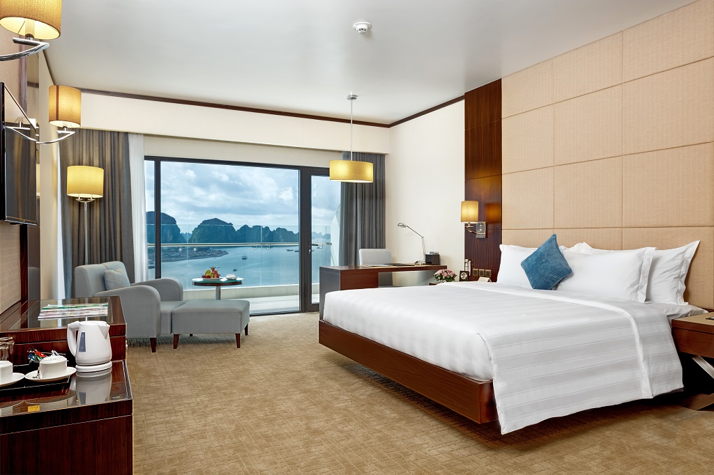 wyndham legend and seaplane flight Halong Bay weekend