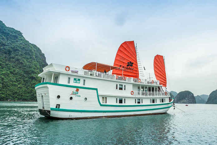 overnight halong bay cruises