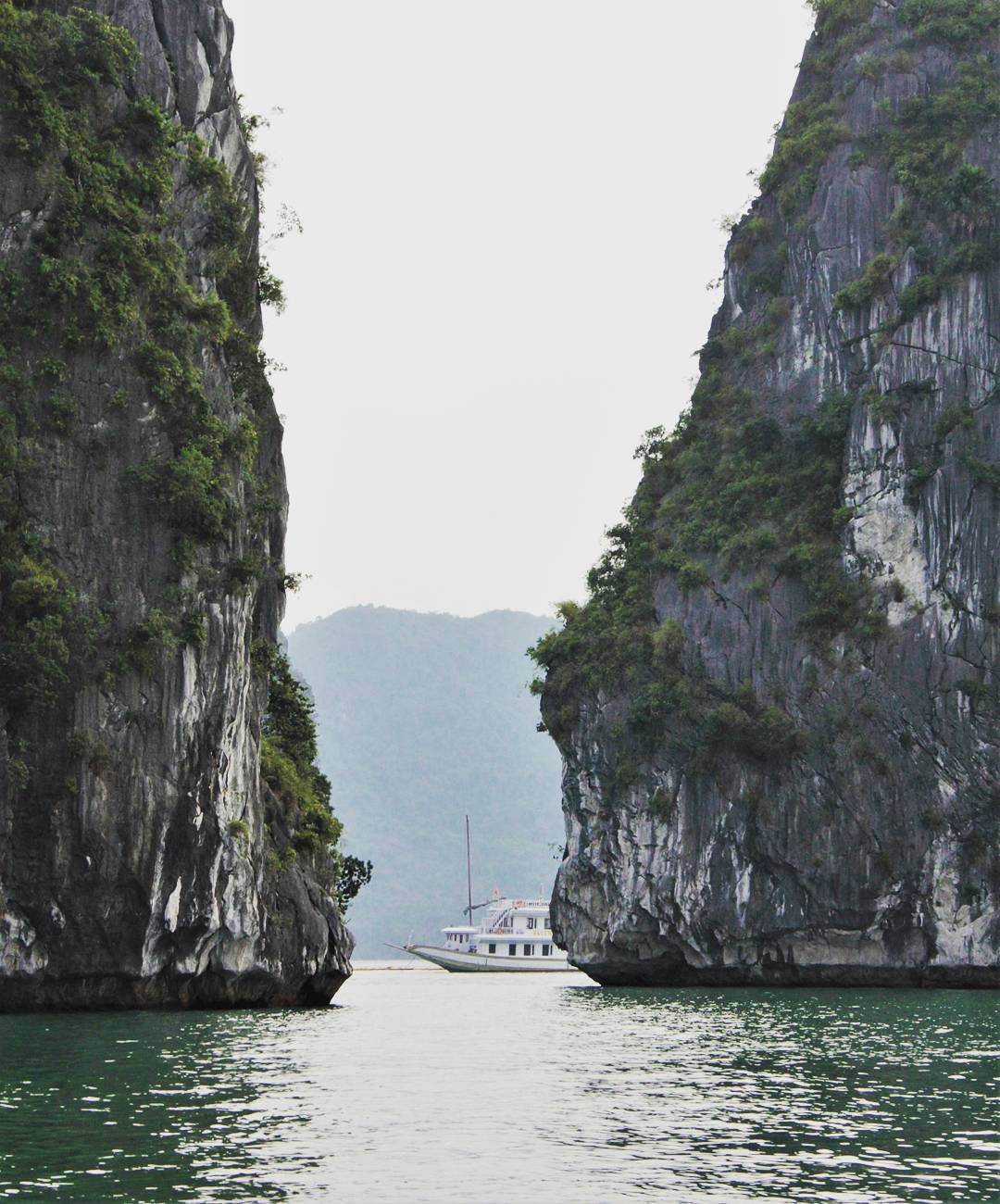 Halong Bay to photograph