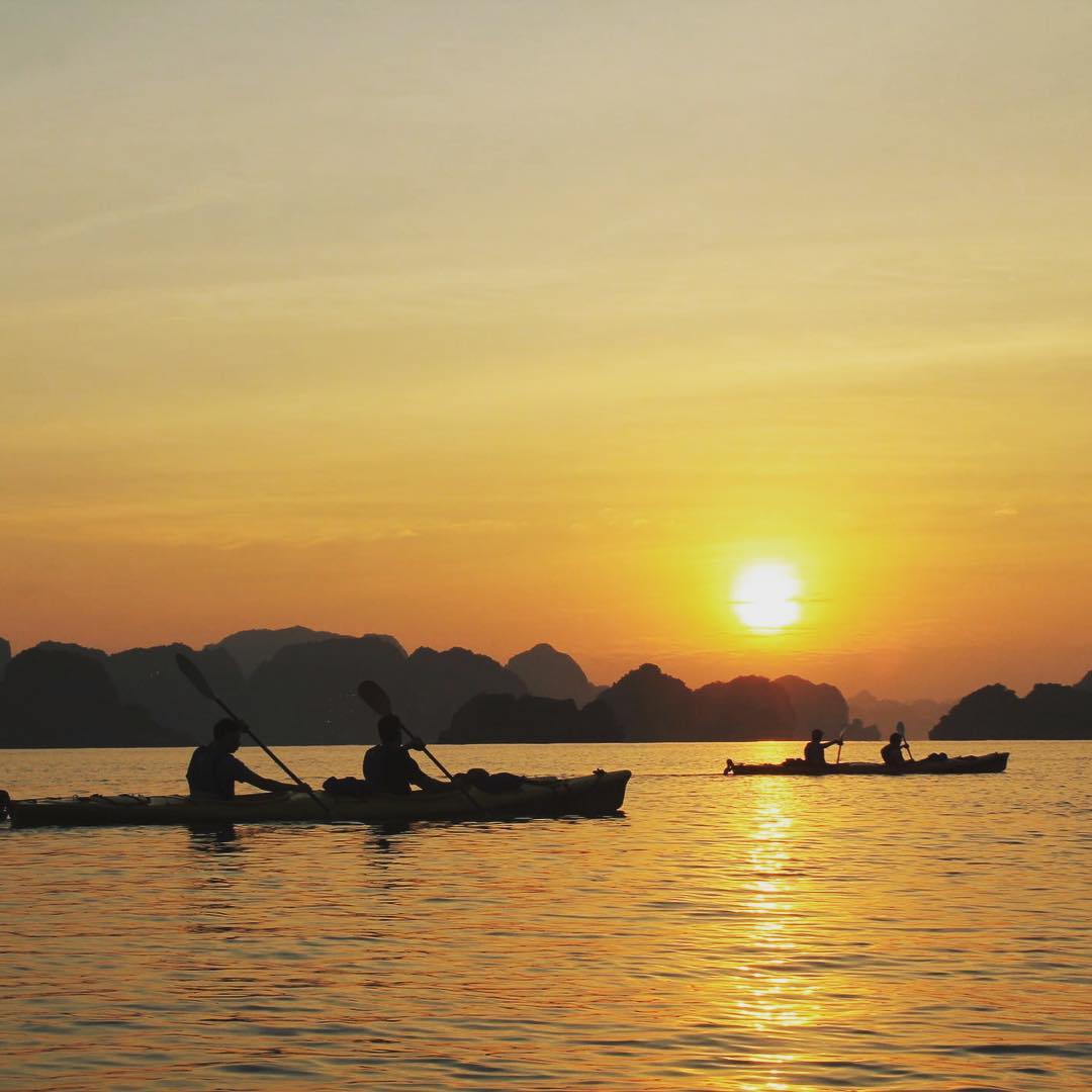 Halong Bay to photograph