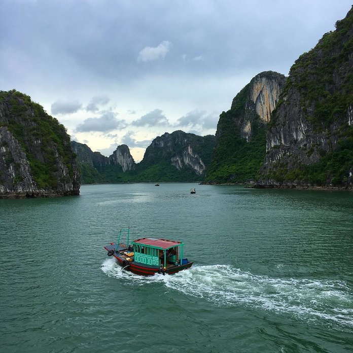 Halong Bay to photograph