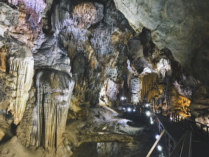 Halong Bay to photograph