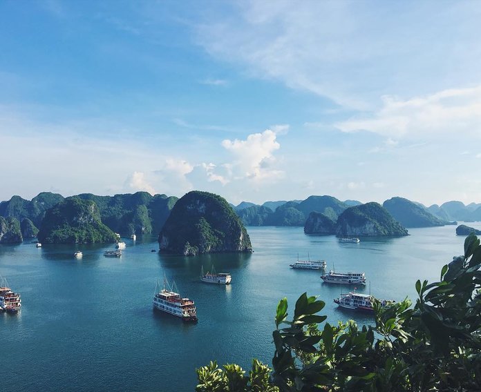 Halong Bay to photograph