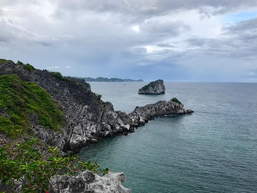 Halong Bay to photograph