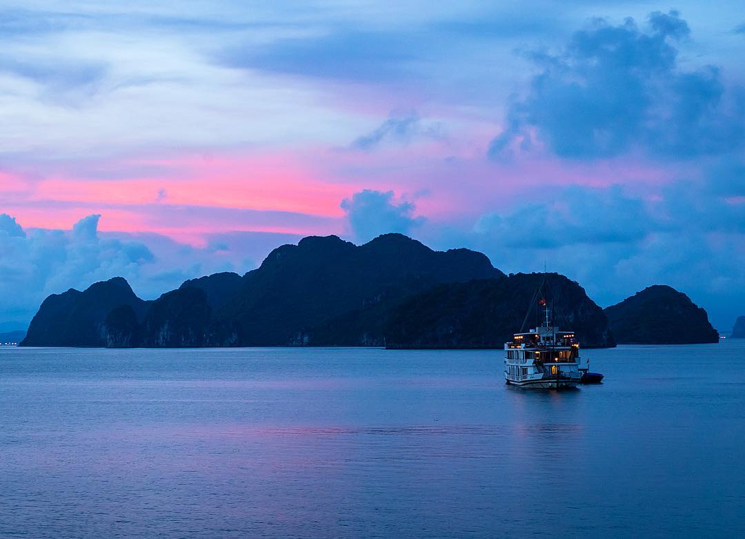 Halong Bay to photograph