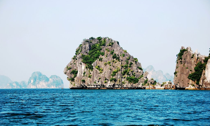 Halong Bay tours