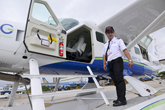 Hai Au Aviation Welcomed Vietnamese Celebrities on Board