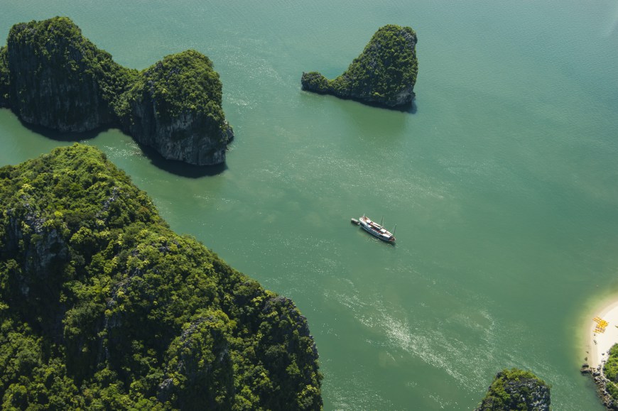 Sightseeing flight over Halong Bay